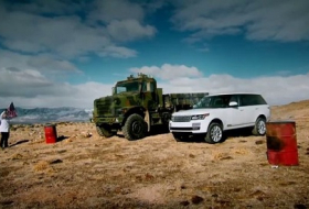 `Terminator` `Rang Rover`ə qarşı - VİDEO