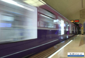 Bakı metrosunun yeni qatarı - FOTOLAR