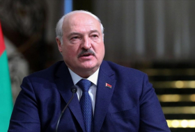   Lukaşenko:    