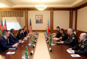 Azərbaycan-ABŞ hərbi əməkdaşlığı müzakirə edildi 