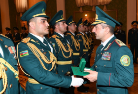 General Elçin Quliyev məzunlarına sertifikatlar verdi -    FOTOLAR   
