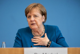 Angela Merkel:  “Üz-üzə görüşlər üçün darıxmışam” 