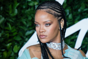 Rihanna koronavirusa yoluxan idmançını ələ saldı