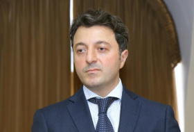 AŞPA-nın iclasında erməni deputat susduruldu 