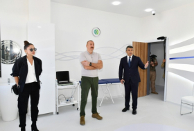    Prezident və birinci xanım Zəngilanda həkimlərlə videobağlantı ilə danışdılar  
   