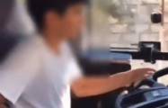    Yeniyetməyə avtobus sürməyə icazə verən ata cəzalandırıldı -    Video      